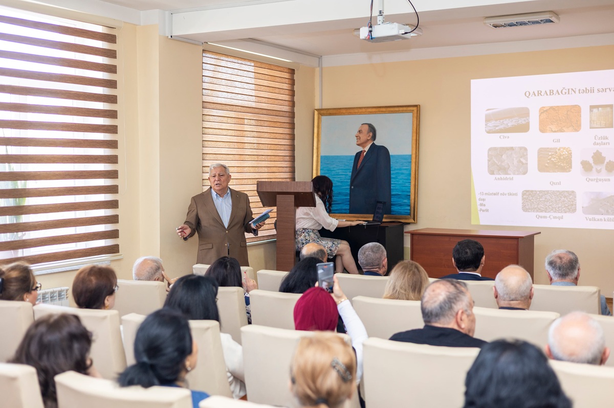 AzMİU-da COP29 ilə bağlı konfrans keçirilib