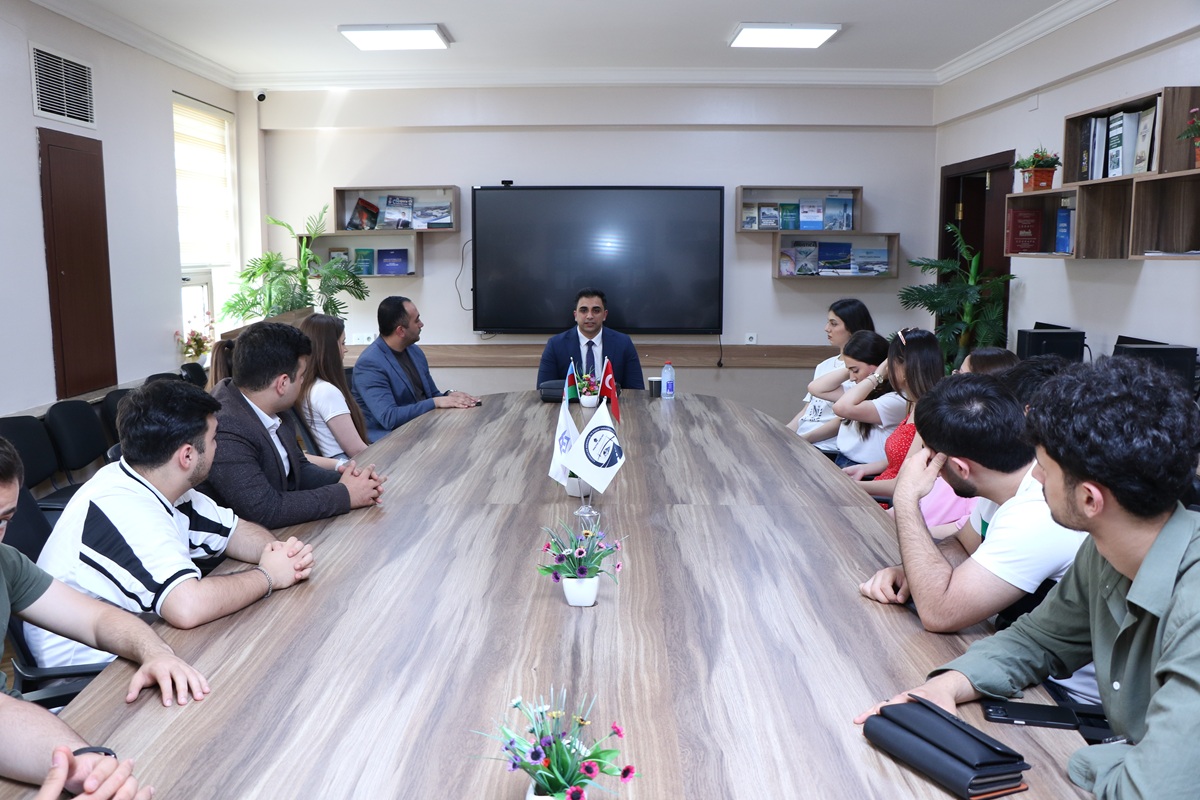 AzMİU-da “İnsan hüquqları aylığı” çərçivəsində görüş keçirilib 