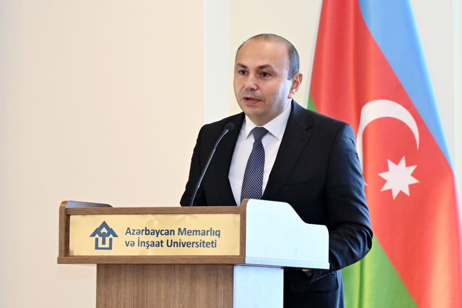 AzMİU-da iqtisadi təhlükəsizlik məsələsi müzakirə edilib