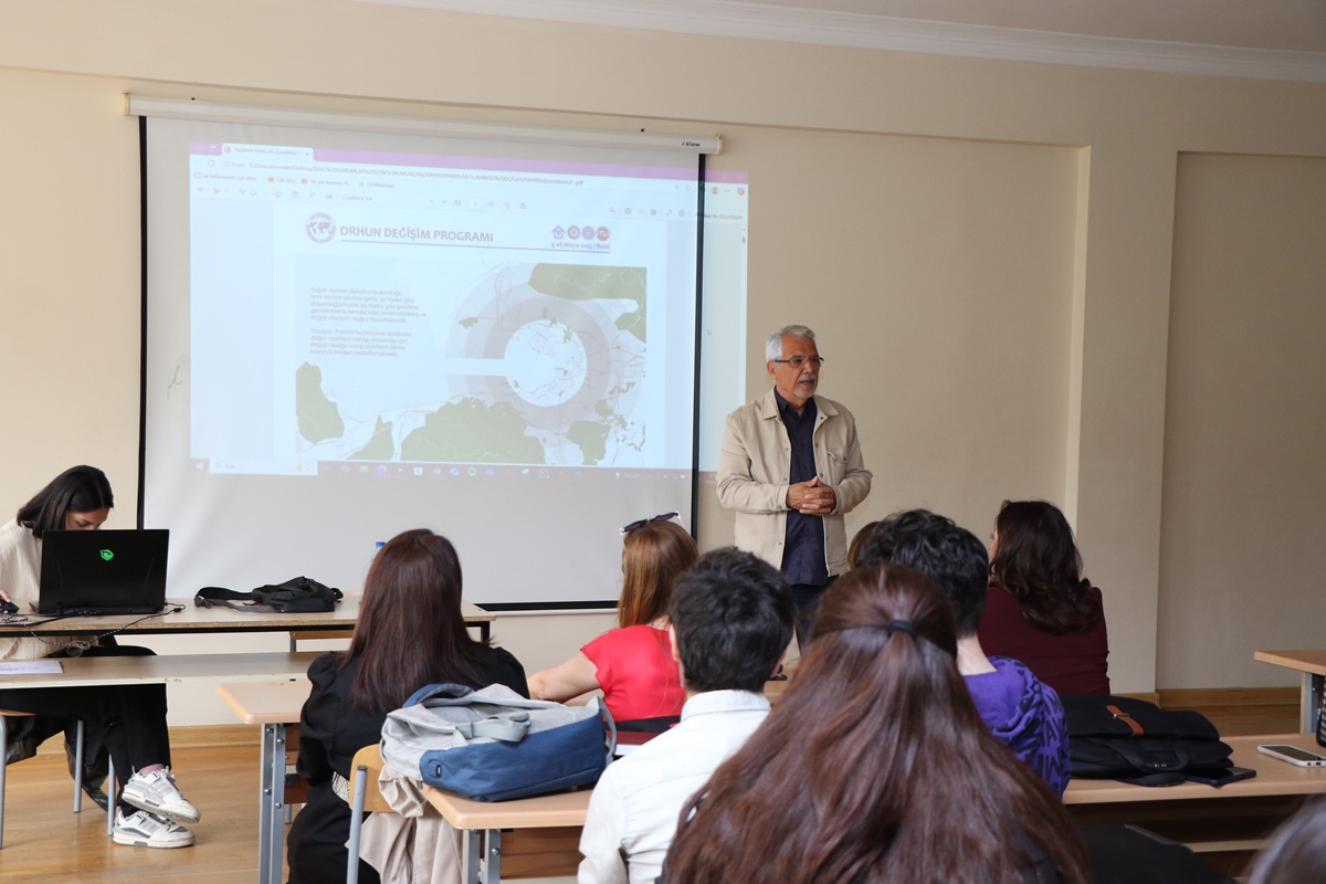 AzMİU-da şəhərsalma layihələri üzrə Ege Universitetinin təcrübələri paylaşılıb 