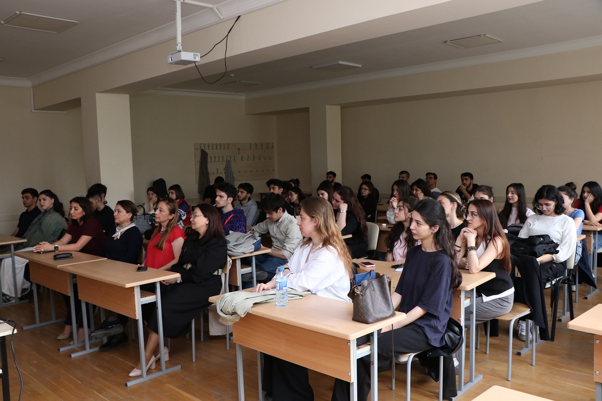 AzMİU-da şəhərsalma layihələri üzrə Ege Universitetinin təcrübələri paylaşılıb