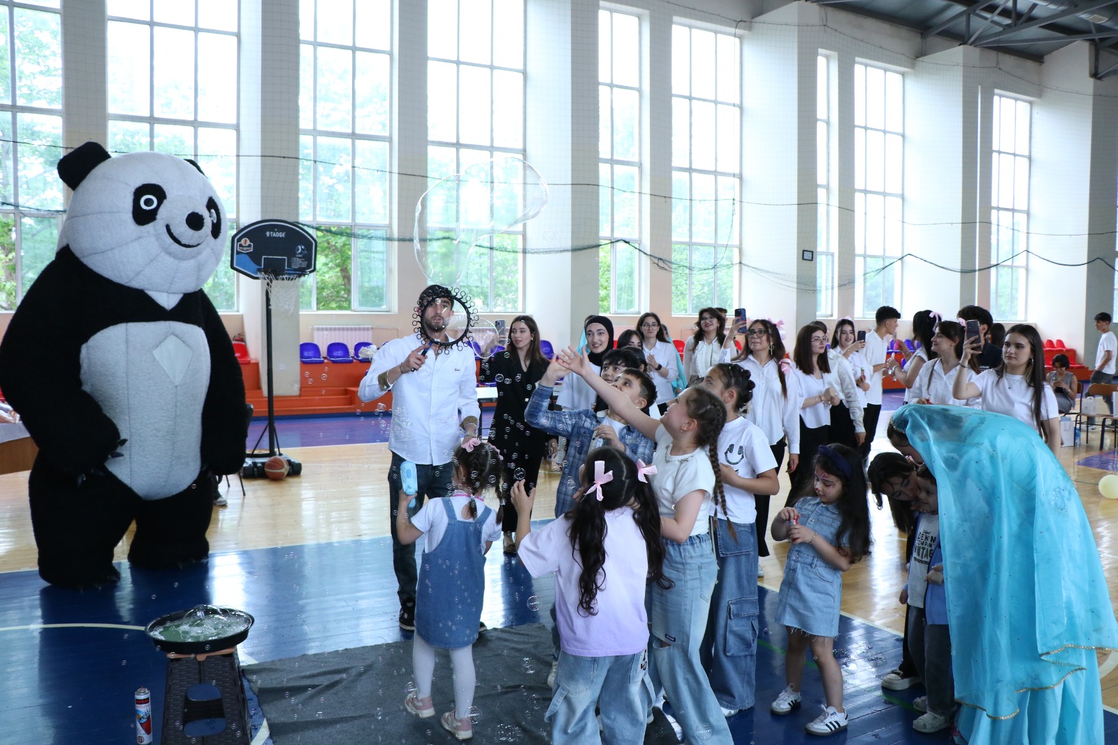 AzMİU-da şəhid məzunların övladları üçün xüsusi tədbir keçirilib 