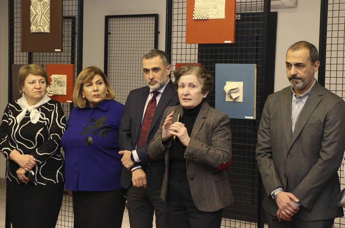 AzMİU-da tələbə memarların yaradıcılıq sərgisi açılıb