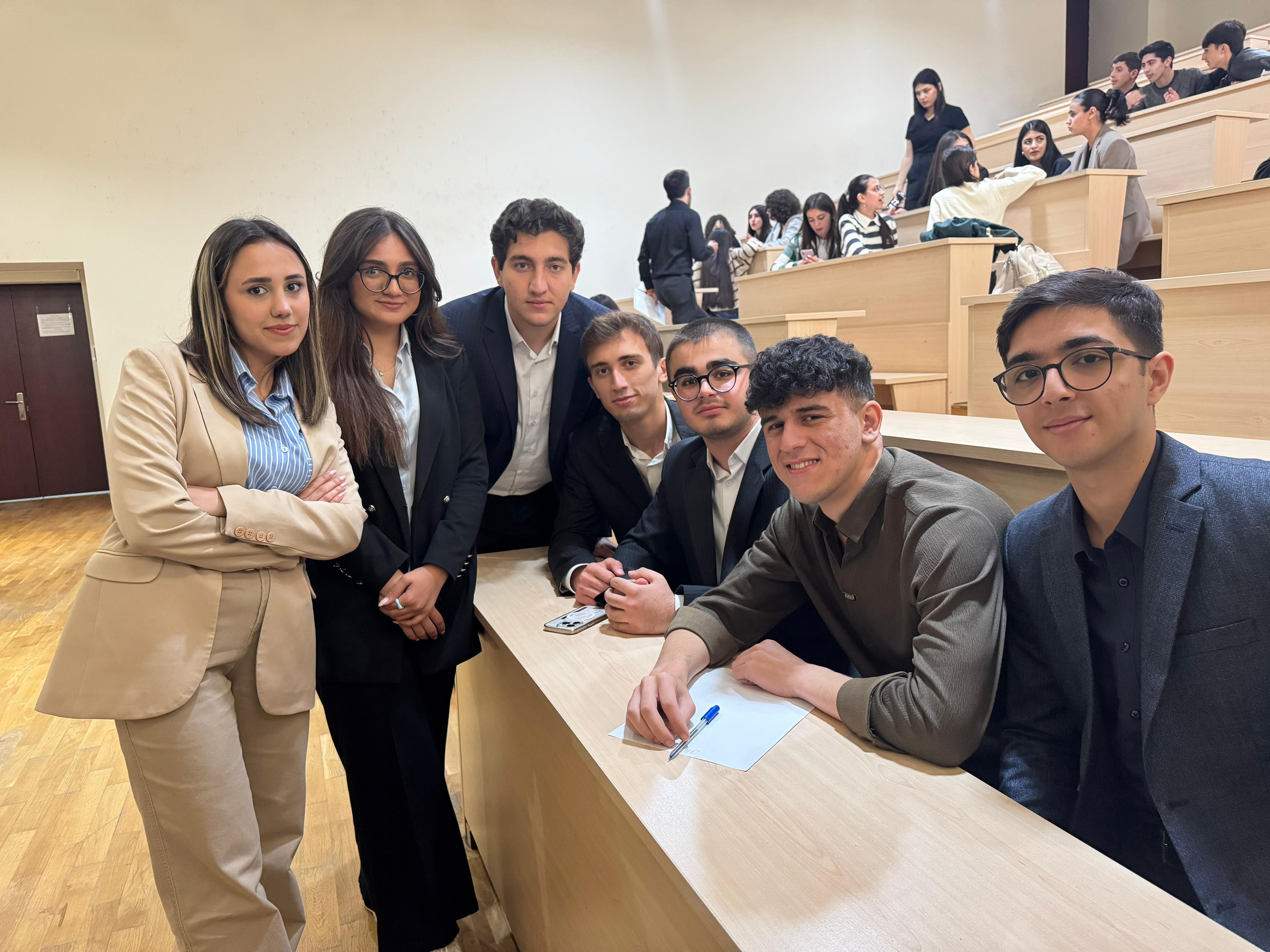 AzMİU-da tələbələrin rəqəmsal bacarıqlarının artırılması məqsədilə təlim keçirilib