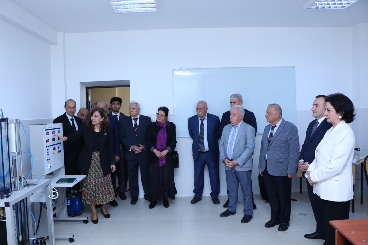 AzMİU-da üç yeni laboratoriya istifadəyə verilib 