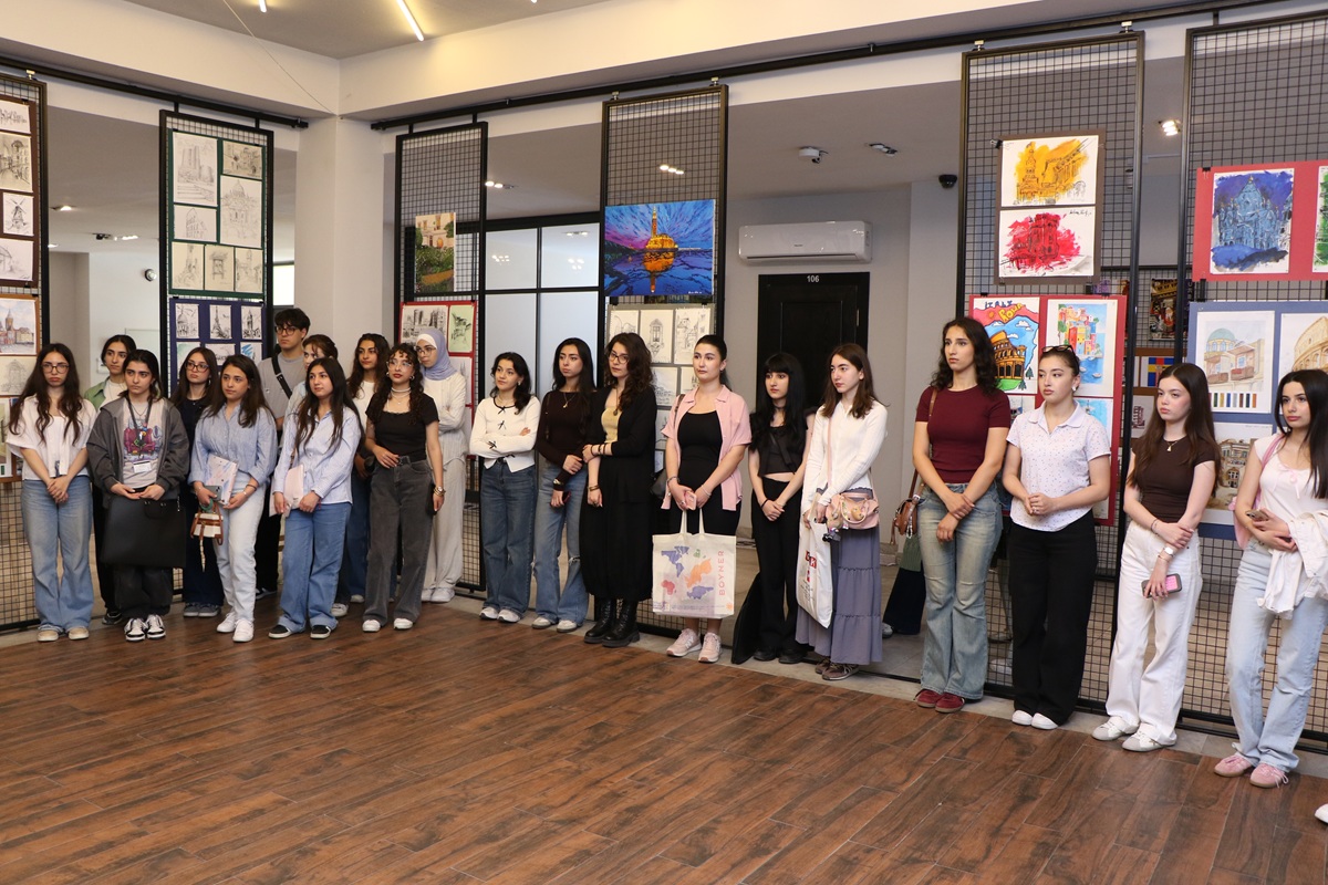 AzMİU-da “Urban” adlı yaradıcılıq sərgisi açılıb