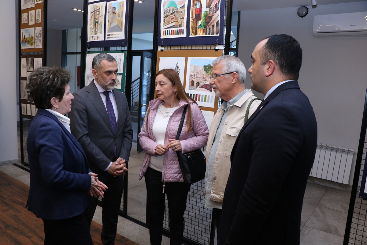 AzMİU-da “Urban” adlı yaradıcılıq sərgisi açılıb