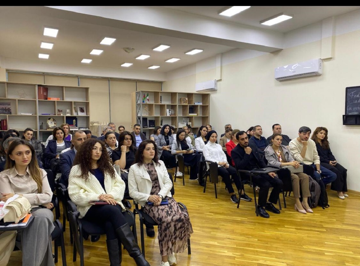 AzMİU-da yeni müəllimlər üçün təlim təşkil olunub 