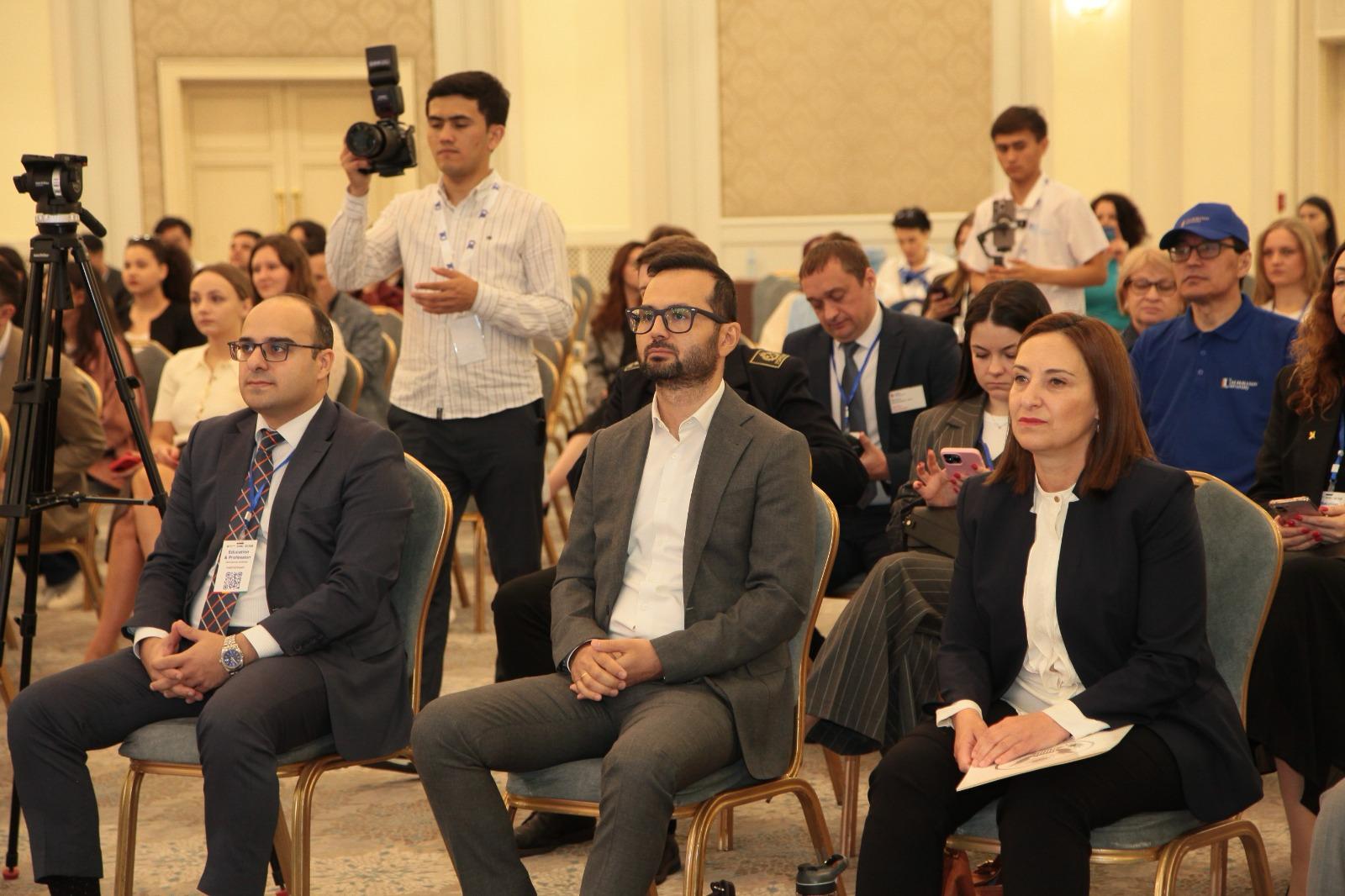 AzMİU əməkdaşları Özbəkistanda keçirilən beynəlxalq sərgidə iştirak ediblər