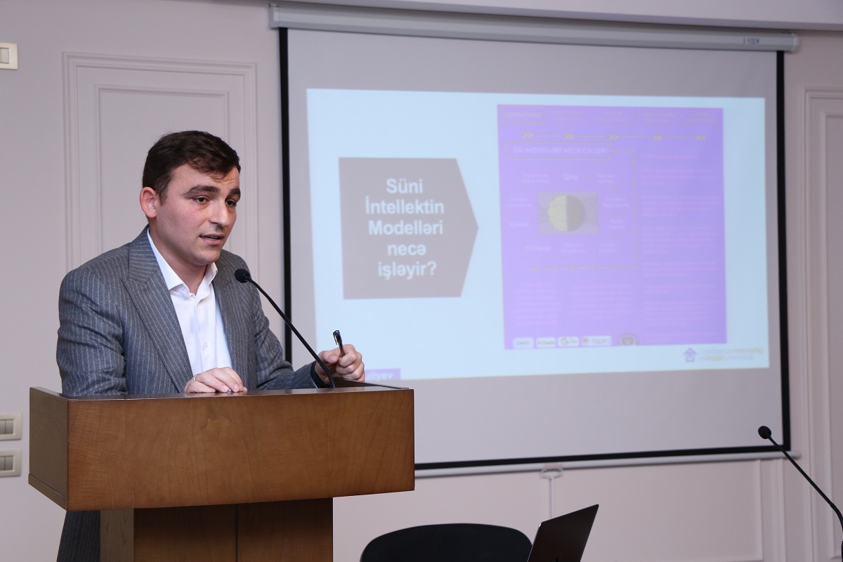AzMİU əməkdaşları süni intellektin tədris prosesinə inteqrasiyası barədə məlumatlandırılıb 