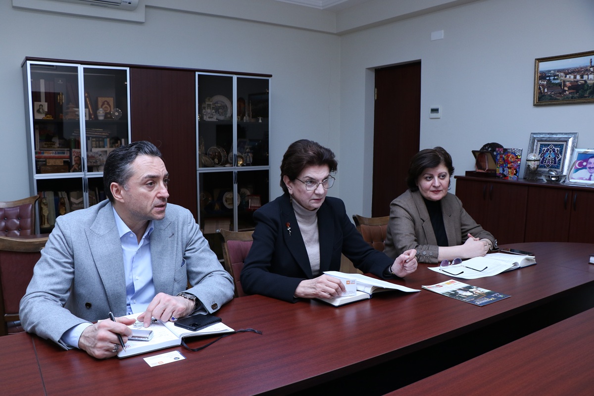 AzMİU Malayziyanın nüfuzlu universiteti ilə əməkdaşlığa başlayır