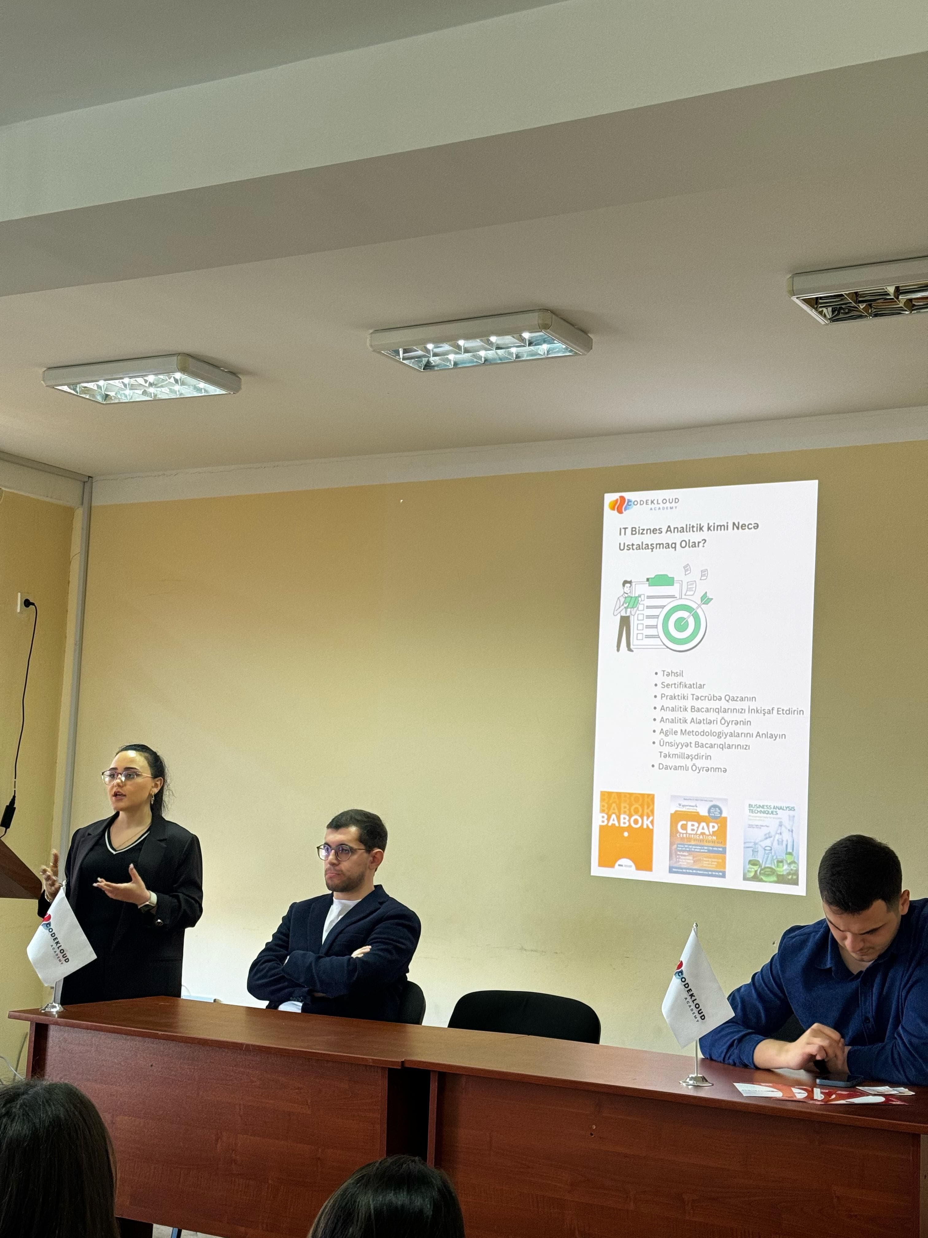 AzMİU-nun 50 illik yubileyi ərəfəsində növbəti seminar keçirilib