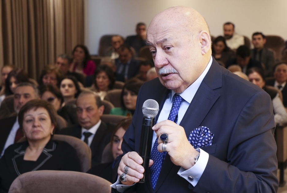 AzMİU-nun strateji hədəflər və inkişaf perspektivləri müzakirə olunub