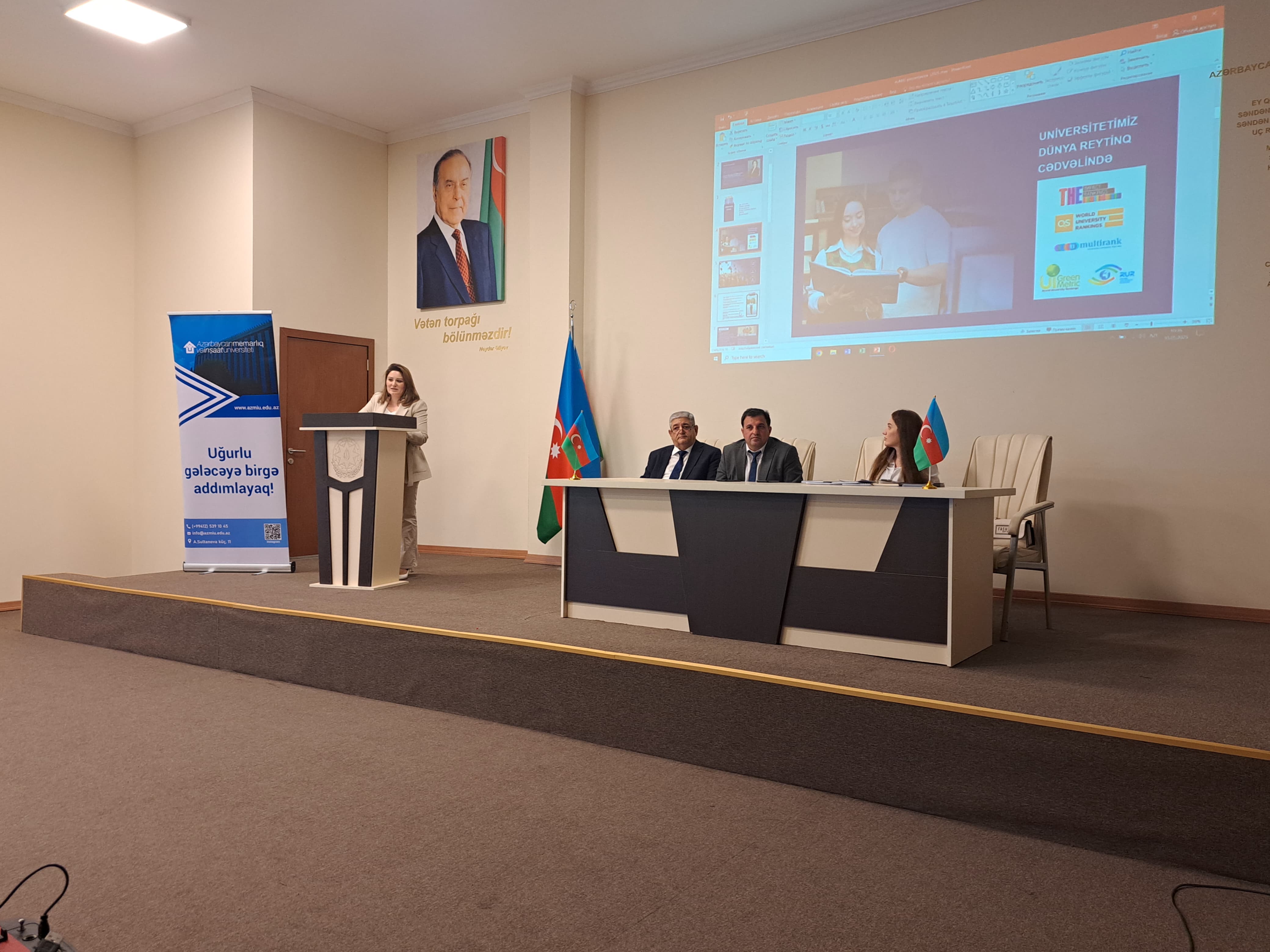 AzMİU region məktəblərinin şagirdləri ilə görüşüb