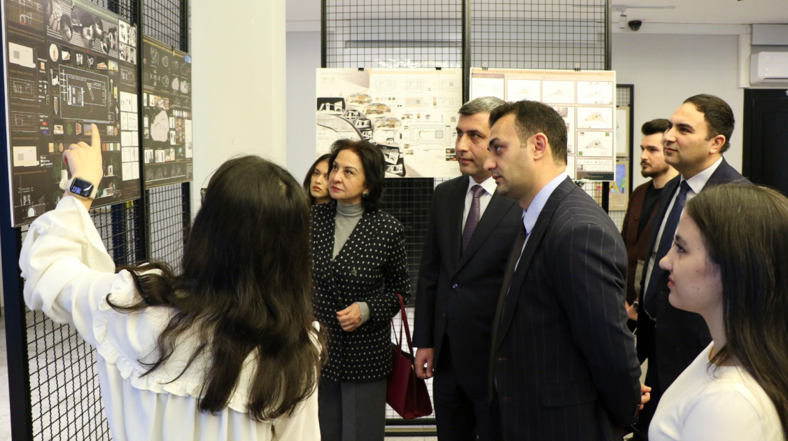 AzMİU tələbələri işğaldan azad olunmuş ərazilərə dair memarlıq layihələrini təqdim ediblər 