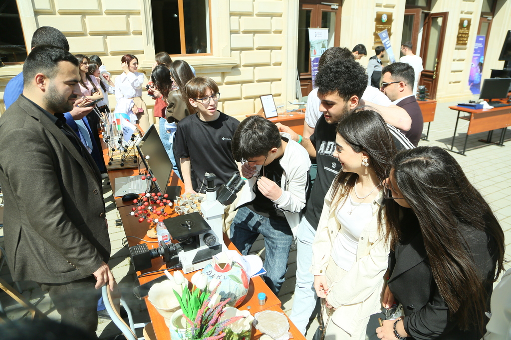 AzTU-da “Açıq qapı” günü keçirilib