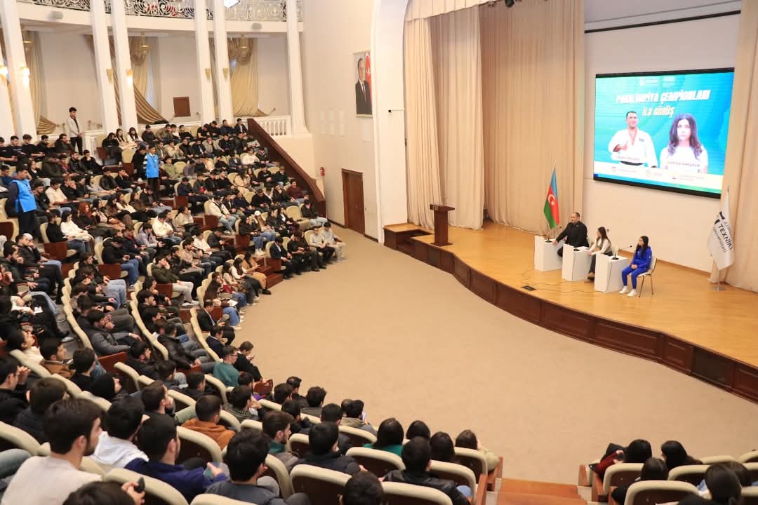 AzTU-da Paralimpiya çempionları ilə görüş keçirilib 