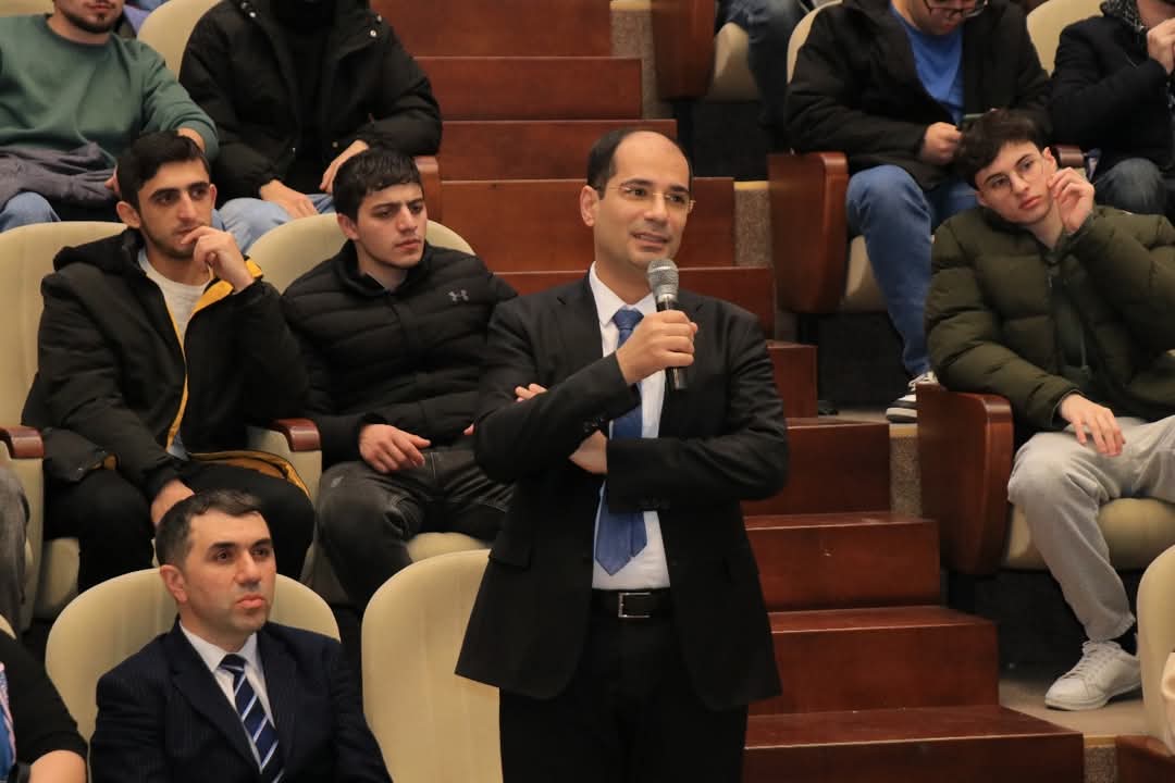 AzTU-da Paralimpiya çempionları ilə görüş keçirilib