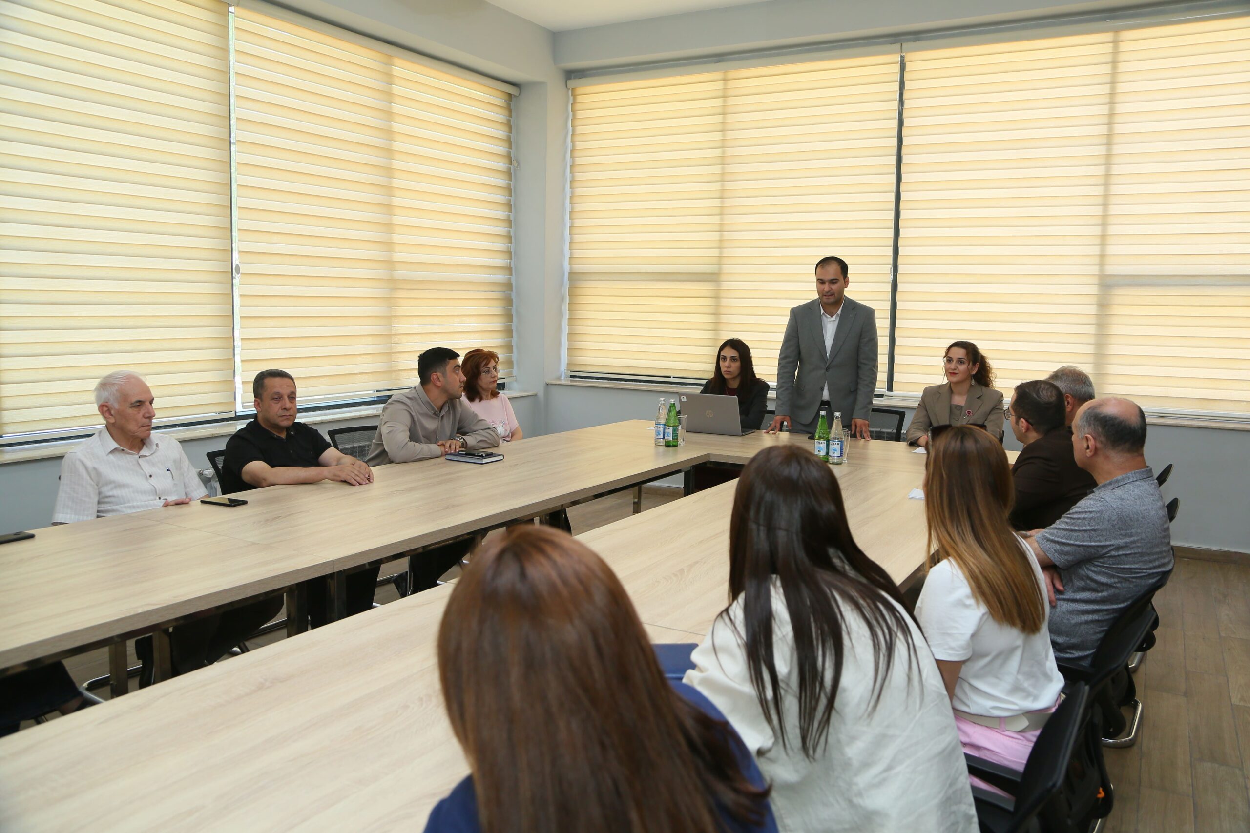 AzTU-da “TəhsilPlus” kartı ilə bağlı görüş keçirilib