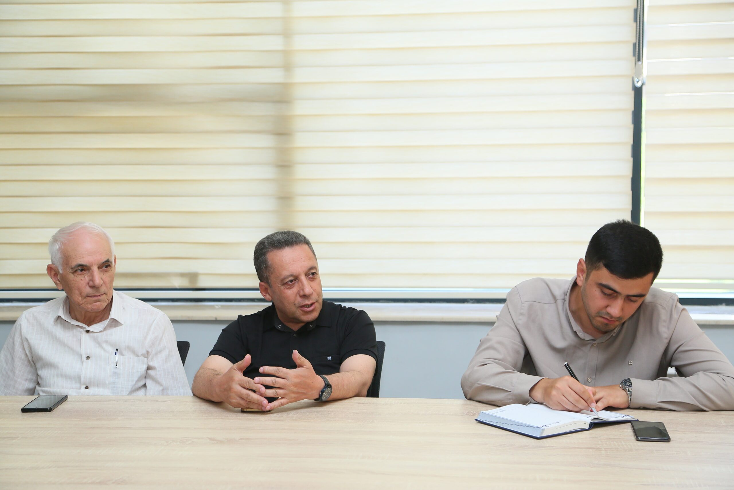 AzTU-da “TəhsilPlus” kartı ilə bağlı görüş keçirilib