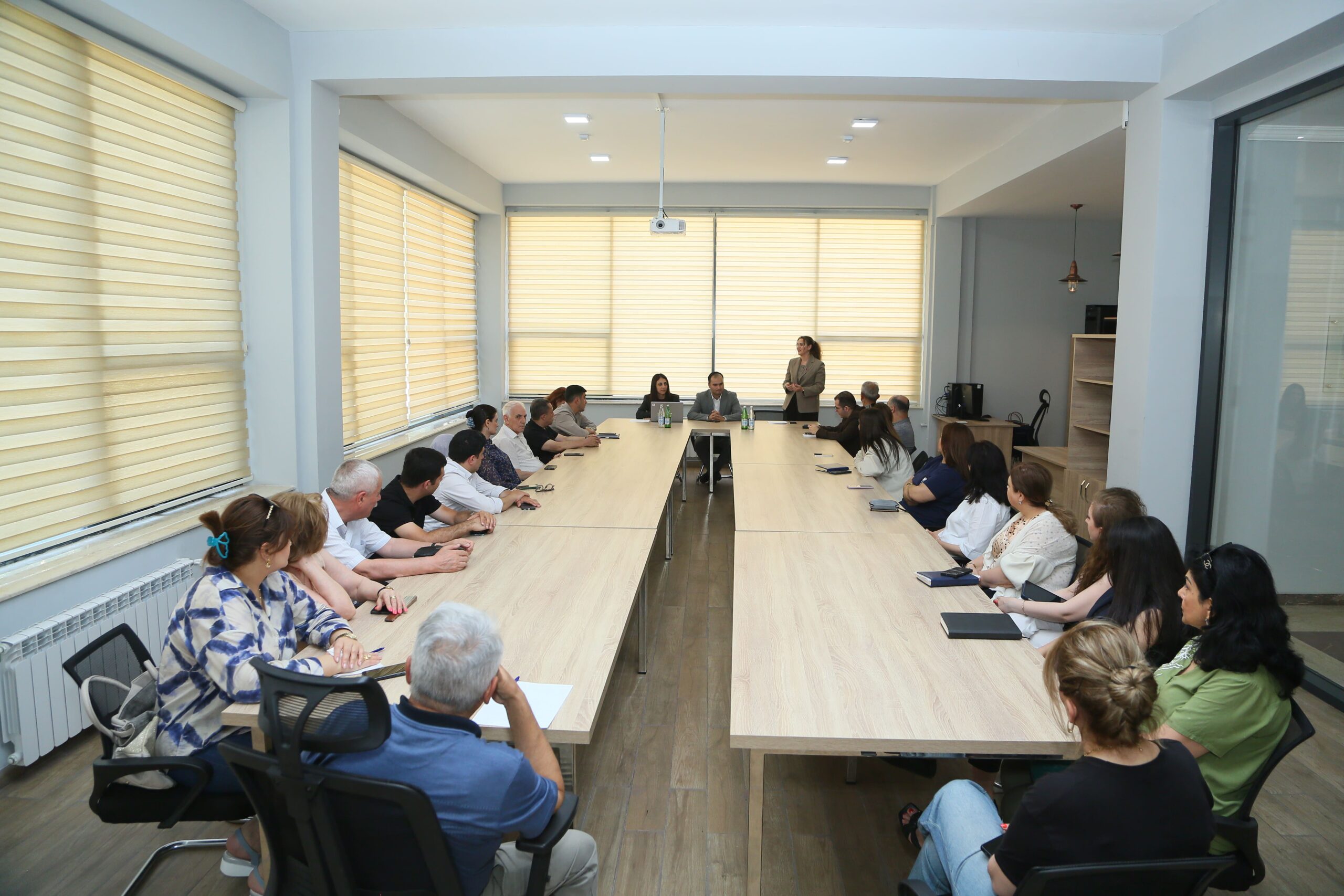 AzTU-da “TəhsilPlus” kartı ilə bağlı görüş keçirilib