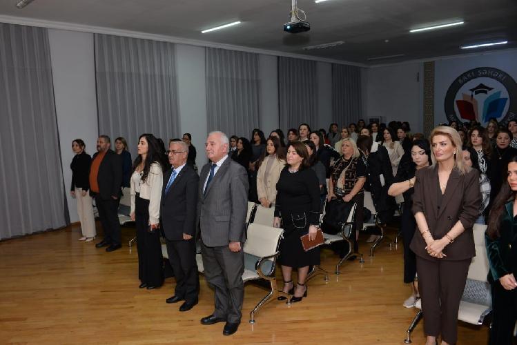 Bağça müdirləri və tərbiyəçi-müəllimlərin ictimai dinləməsi keçirilib