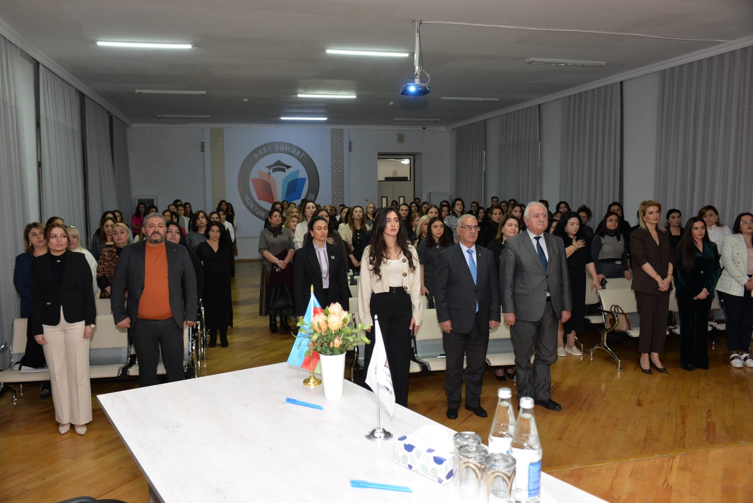 Bağça müdirləri və tərbiyəçi-müəllimlərin ictimai dinləməsi keçirilib