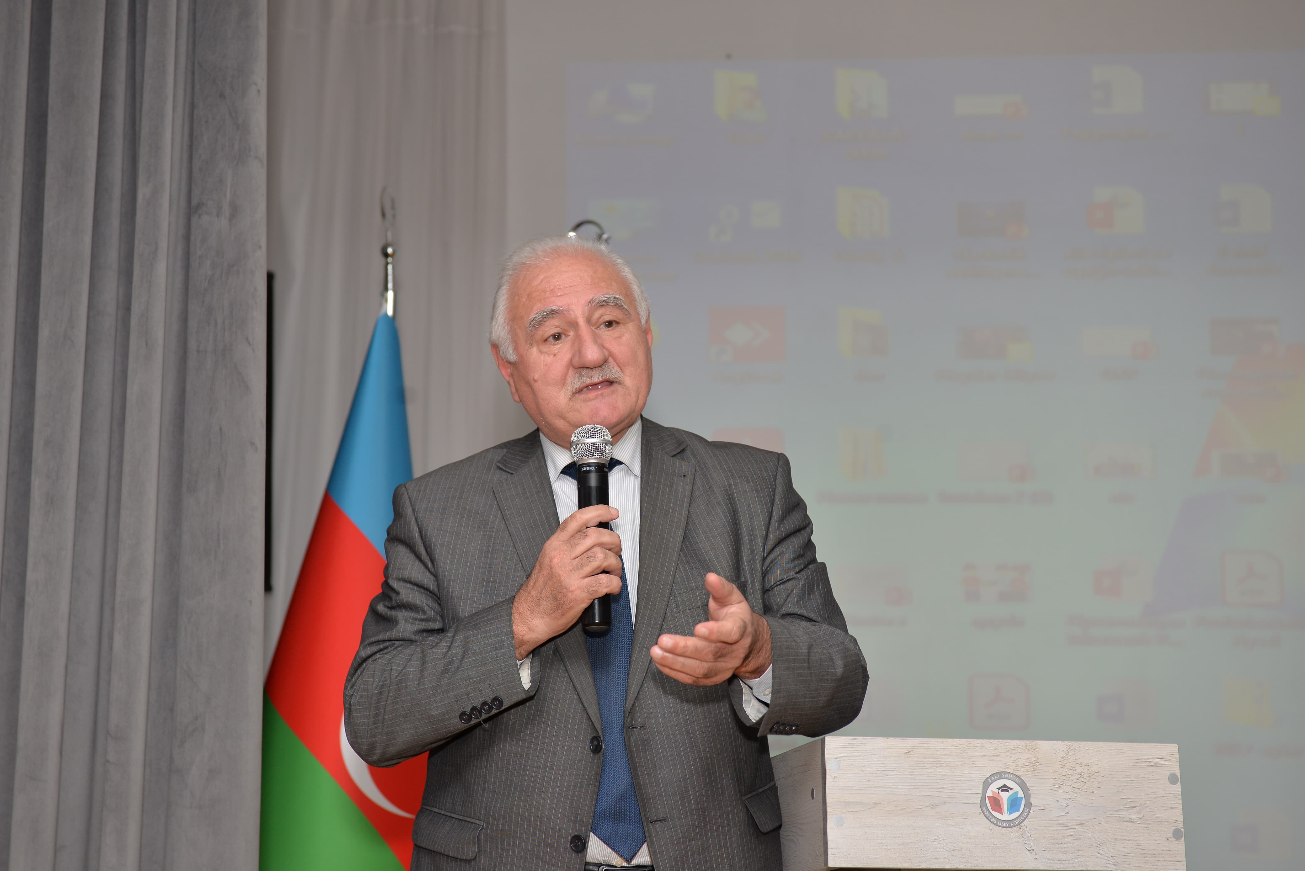 Bağça müdirləri və tərbiyəçi-müəllimlərin ictimai dinləməsi keçirilib