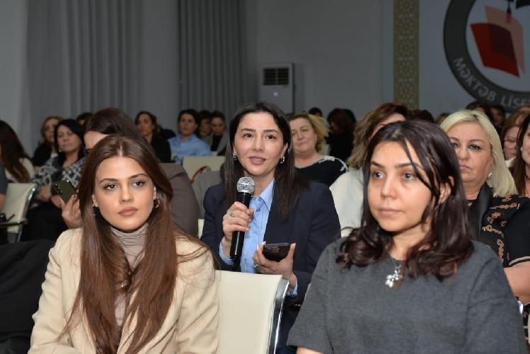 Bağça müdirləri və tərbiyəçi-müəllimlərin ictimai dinləməsi keçirilib