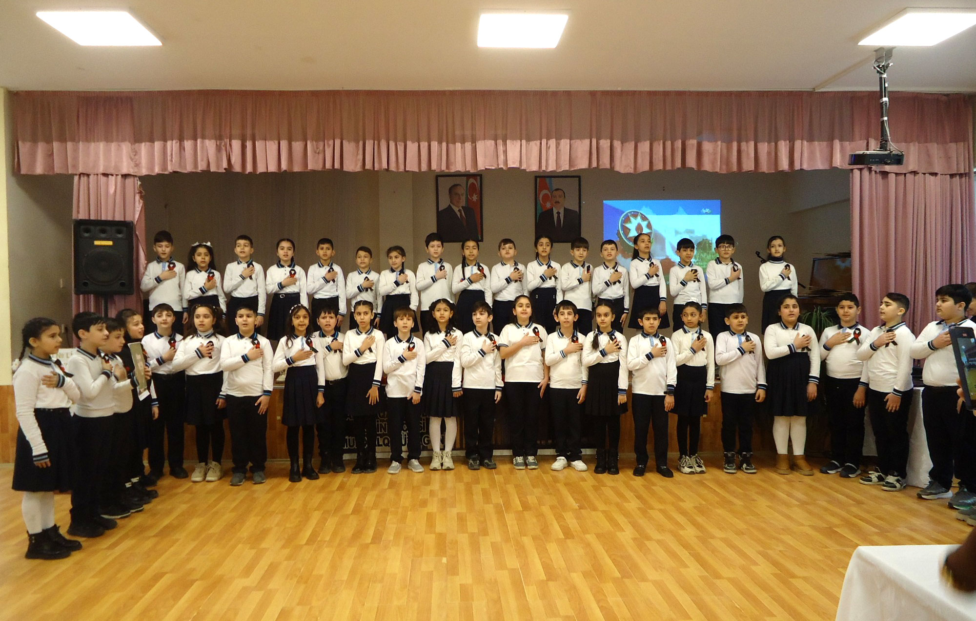 Bakı məktəblərində 20 Yanvara həsr olunmuş tədbirlər keçirilib 