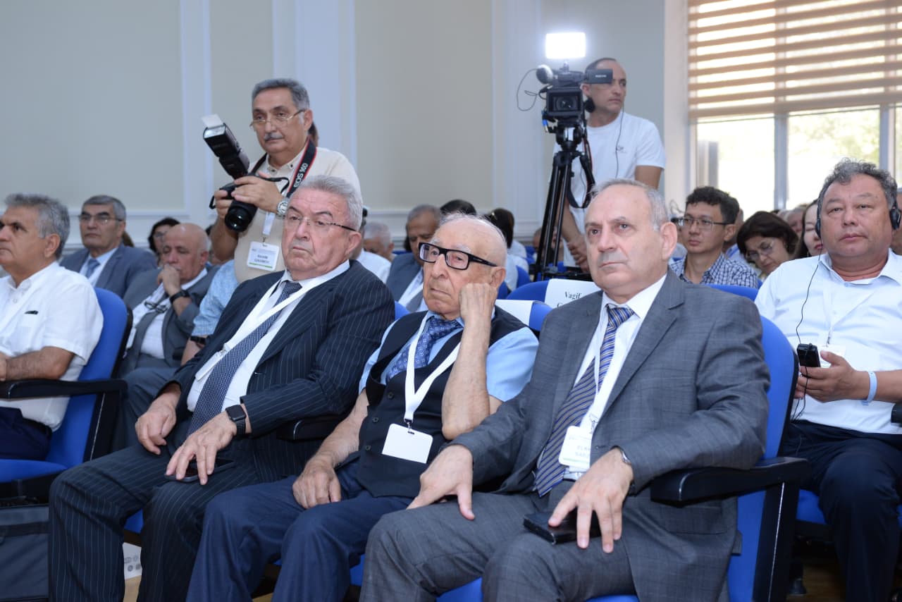 Bakıda “Kibernetika və informatikanın problemləri” üzrə beynəlxalq konfrans başlayıb