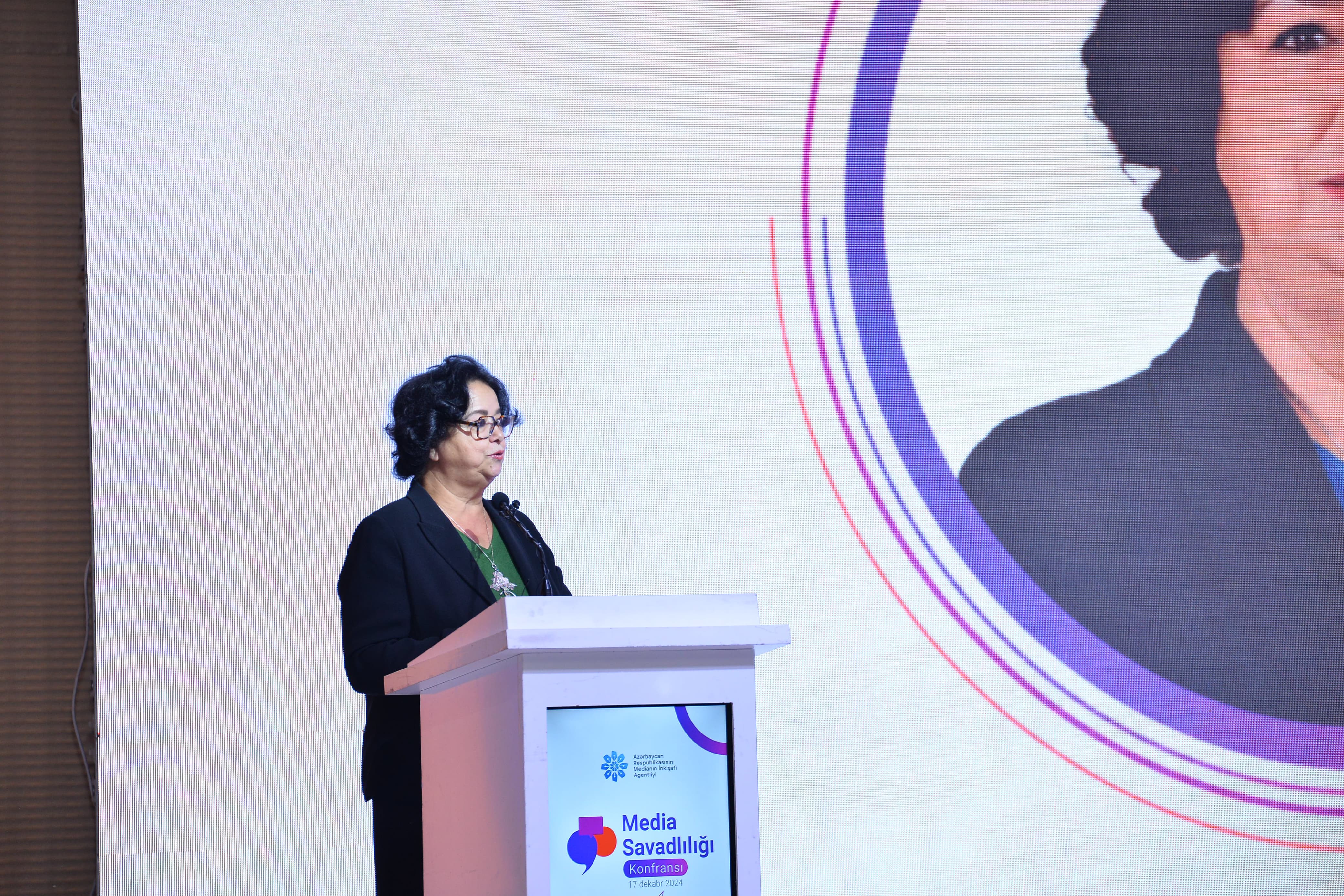 Bakıda “Media Savadlılığı” konfransı keçirilib