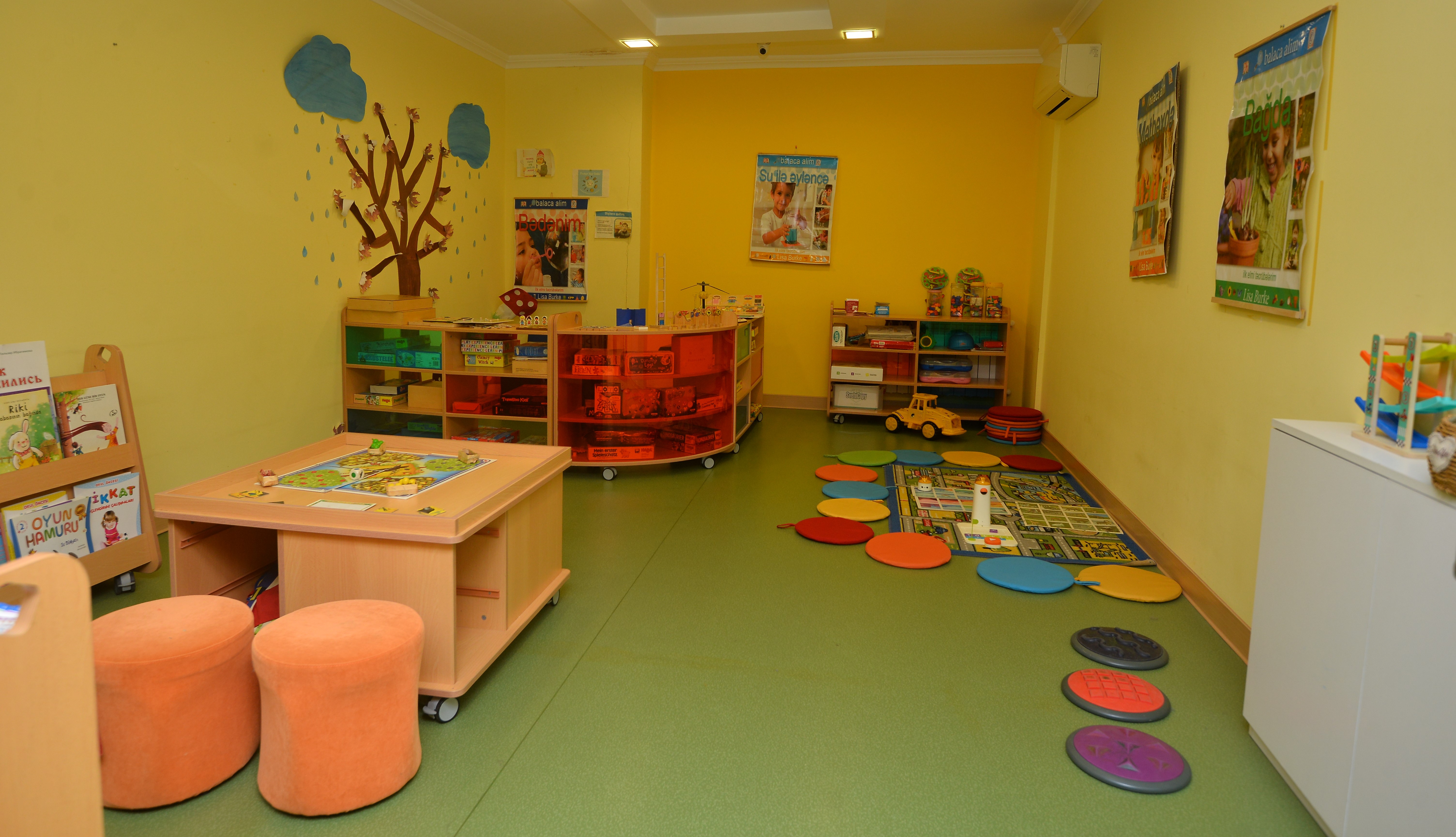 “Balaca alim” uşaq bağçasına mediatur təşkil olunub   