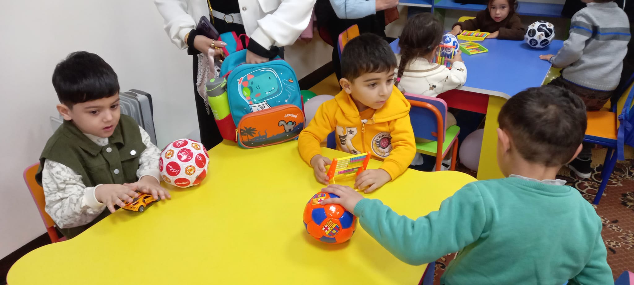 “Balaca eruditlər” layihəsində dərslər uğurla davam edir