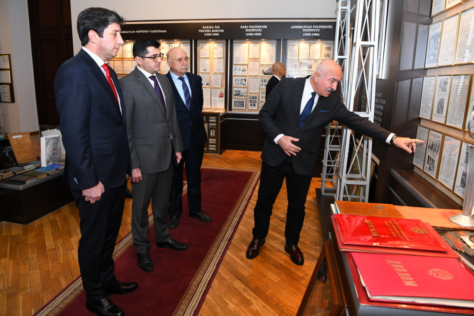 Balaxanıda birəsrlik tarixi olan neft quyusuna “Azərbaycan Dövlət Neft və Sənaye Universiteti-100” adı verilib