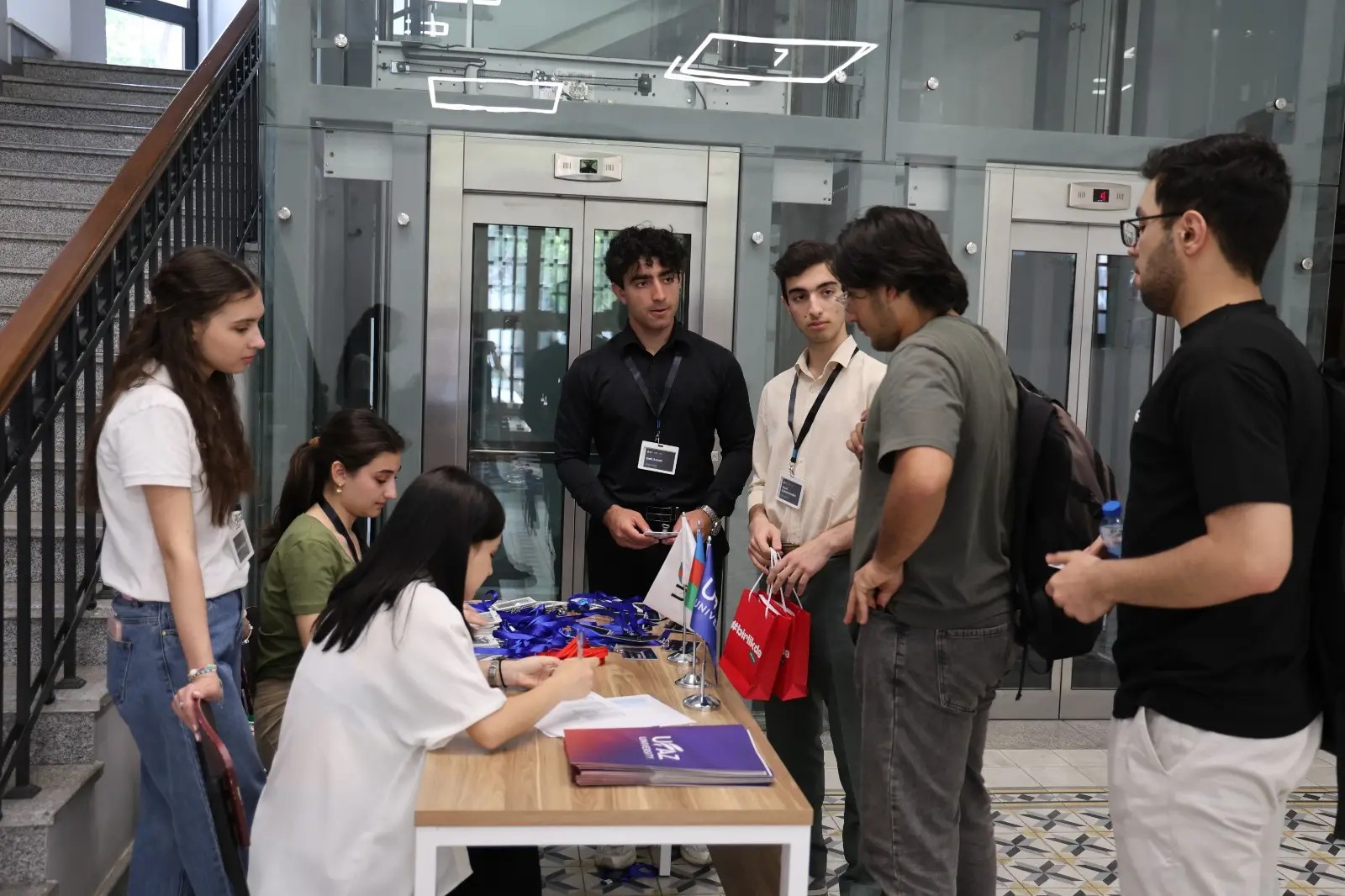 “BankTech” Hakatonu keçirilib