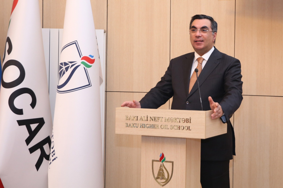 BANM-də Beynəlxalq Elmi Konfransların qalibləri mükafatlandırılıb