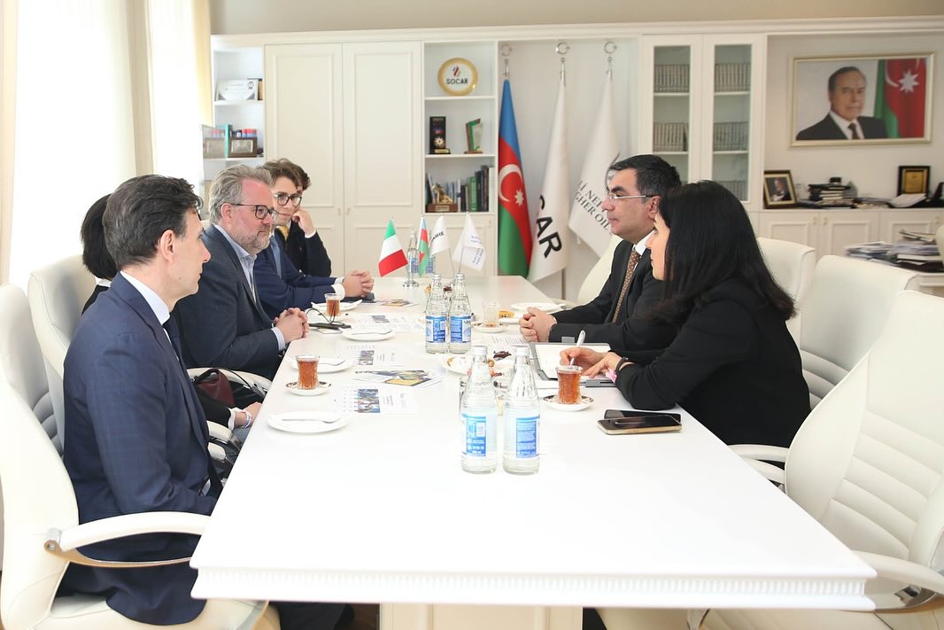 BANM-də “Daha yaxşı enerji keçidi üçün həllər hansılardır?” adlı müsabiqə keçirilib