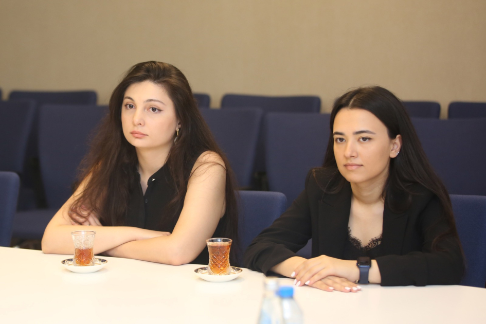 BANM-də Elm və Təhsil Nazirliyinin nümayəndələri ilə görüş olub