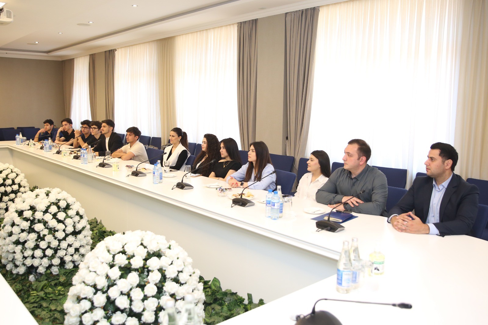 BANM-də millət vəkilinin tələbələrlə görüşü keçirilib