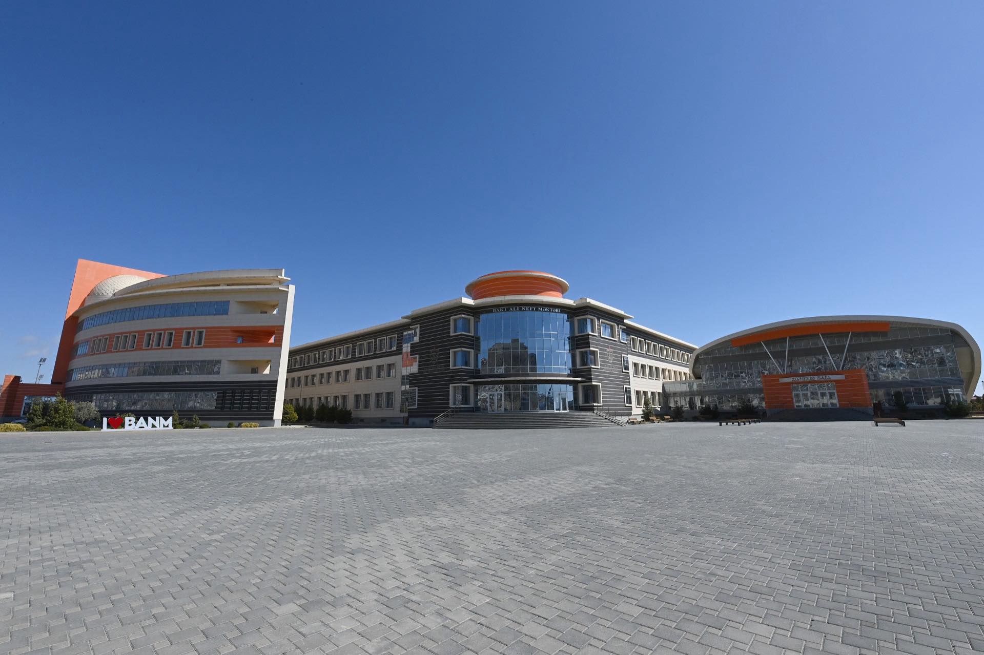 BANM-in 34 məzunu Dövlət Proqramına qəbul olunub 