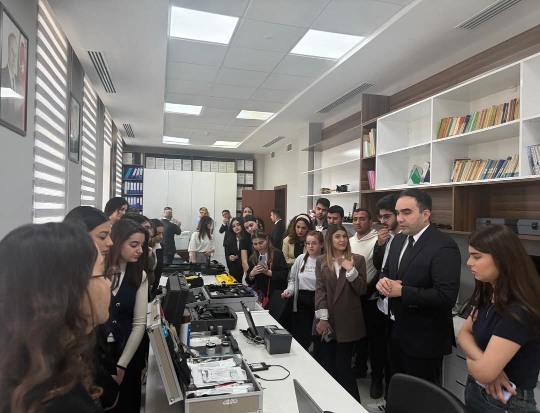 Baş Prokurorluqda ADA tələbələri ilə maarifləndirici görüş keçirilib 