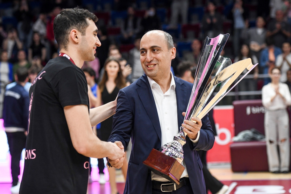 Basketbol üzrə Azərbaycan çempionatının qalibi mükafatlandırılıb