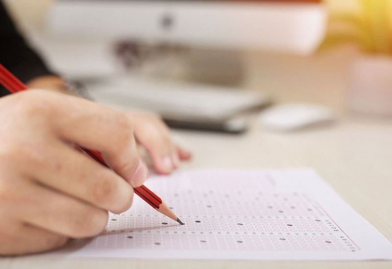 Başqasının yerinə imtahan vermək istədi, DİM aşkarladı 