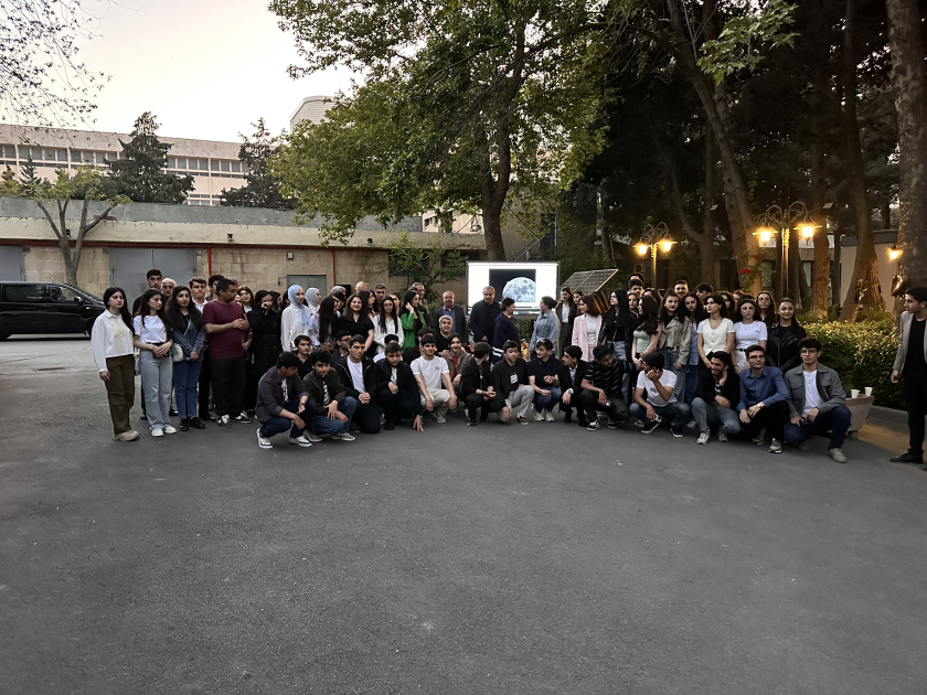 BDU-da astronomik müşahidə günü keçirilib