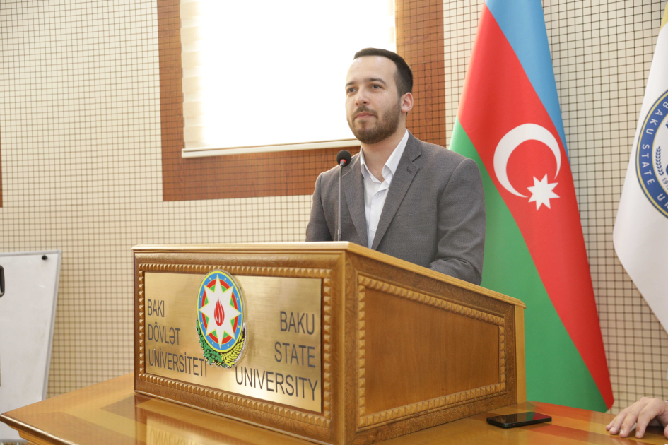 BDU-da birinci şeir forumu keçirilib