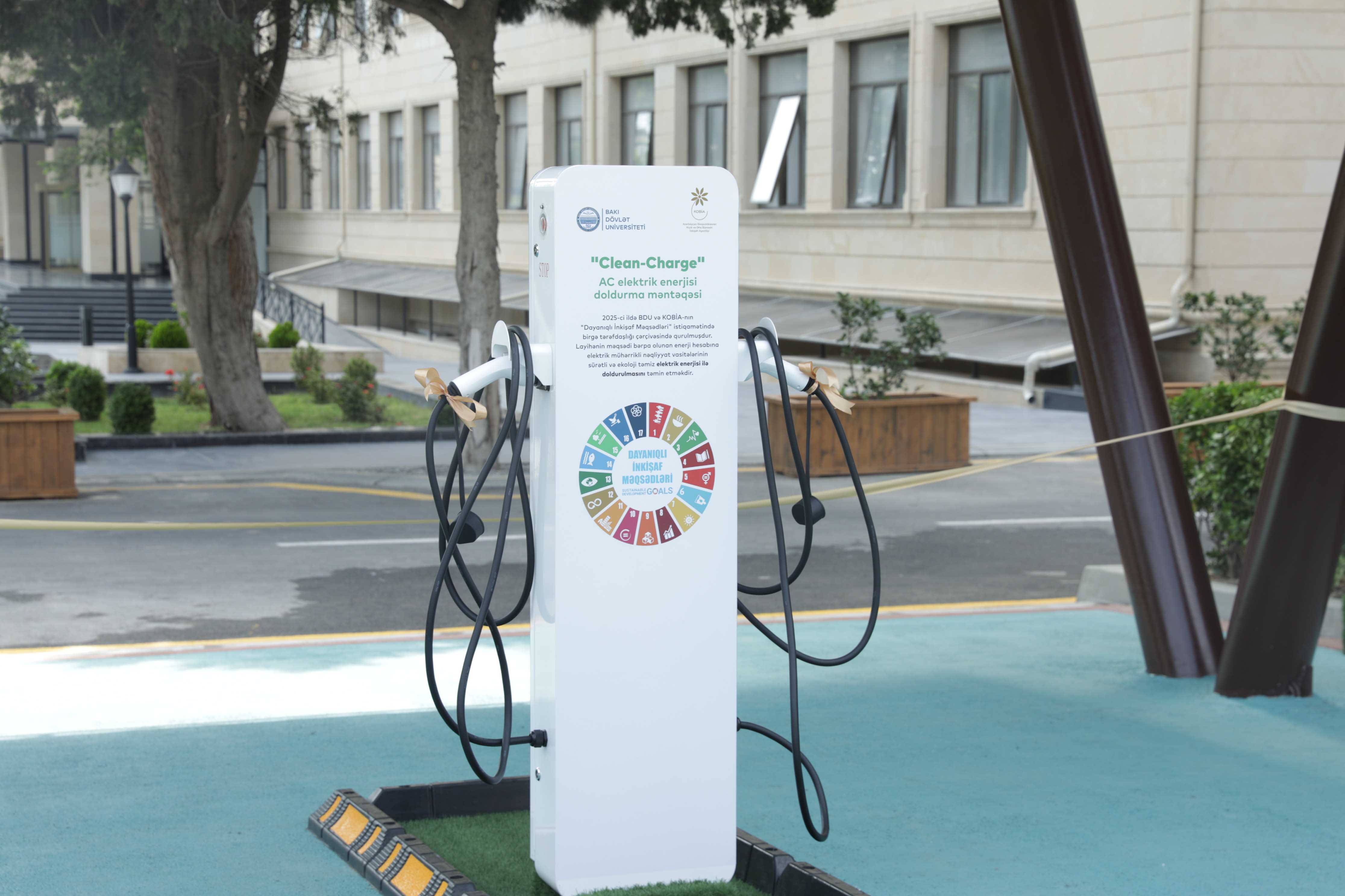 BDU-da EkoEnerji Məntəqəsi açılıb