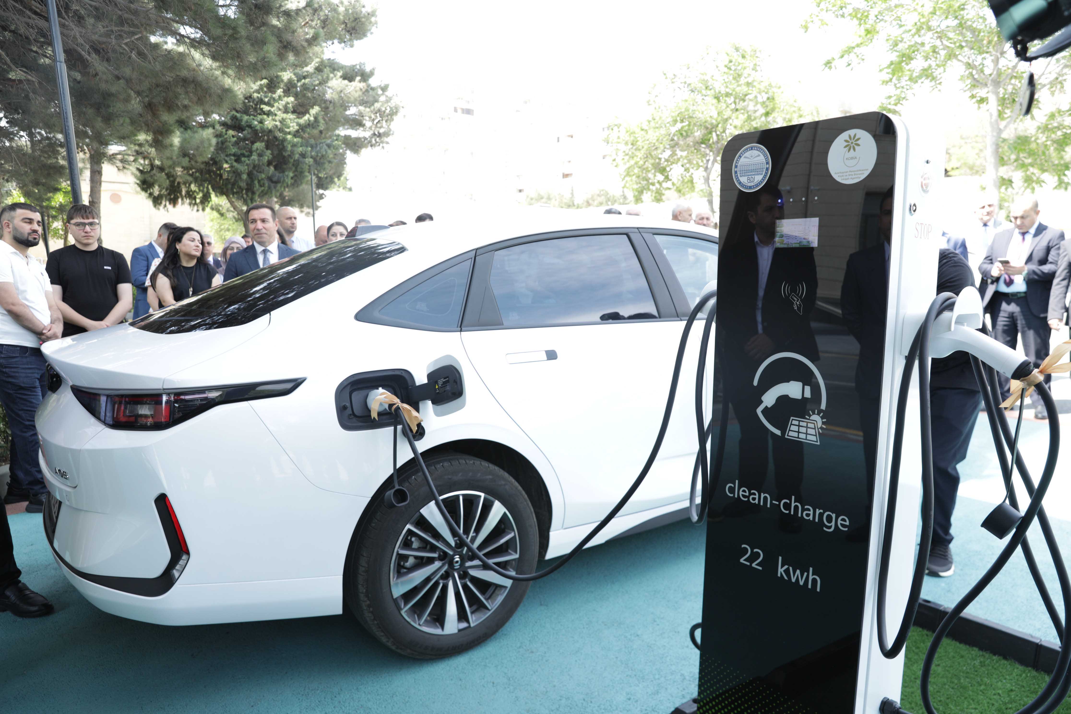 BDU-da EkoEnerji Məntəqəsi açılıb