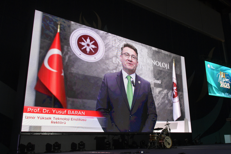 BDU-da “Məzun günü” keçirilib