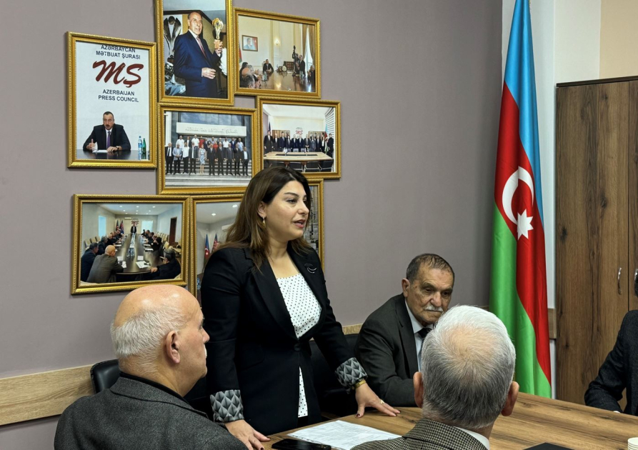 BDU-da professor Akif Rüstəmovun 85 illik yubileyinə həsr olunmuş "dəyirmi masa" keçirilib